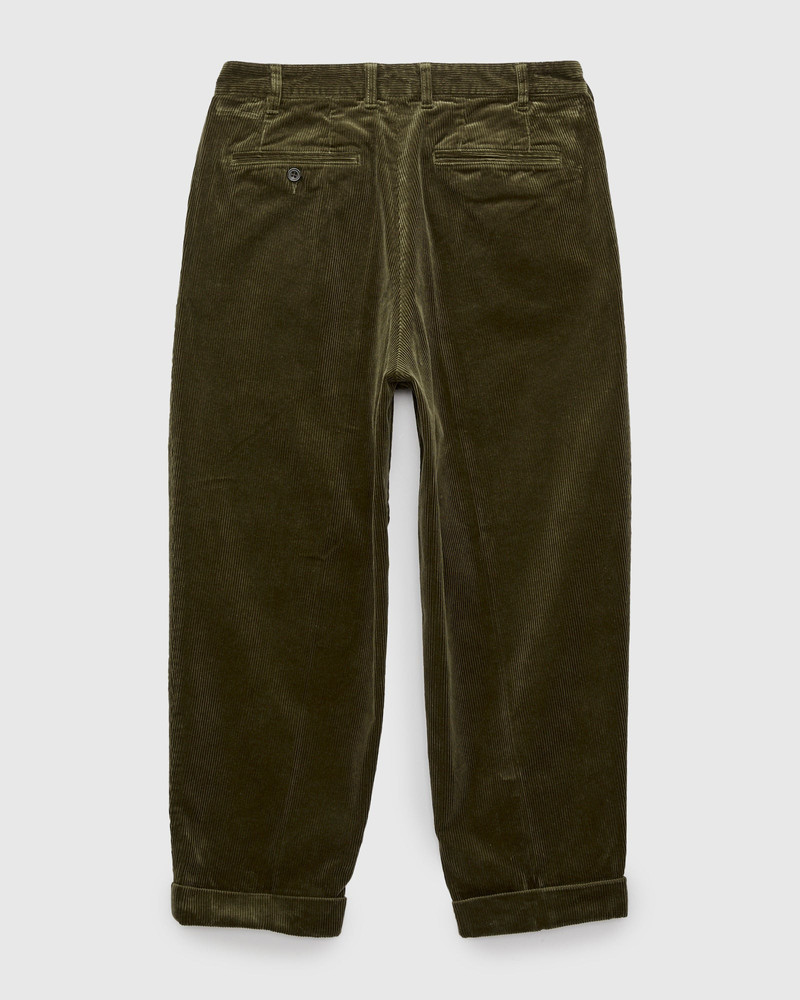 BEAMS PLUS 2-Pleat Corduroy Trousers in Dark Green outlook