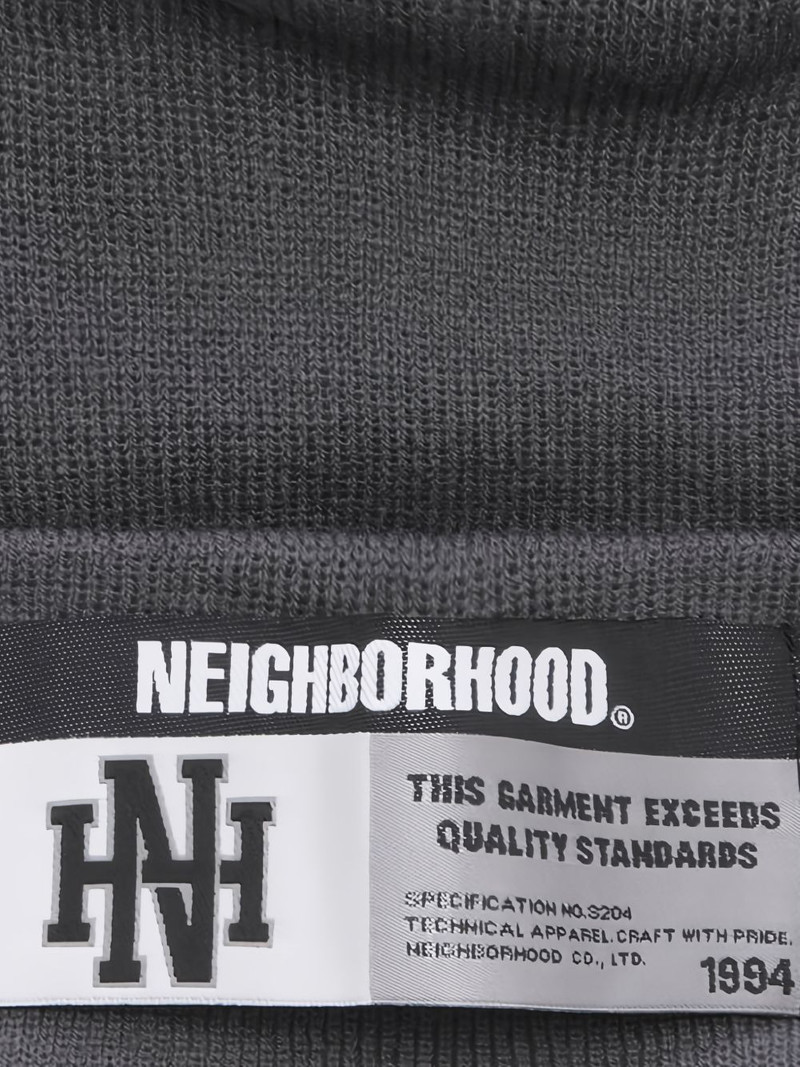 label detail beanie 3