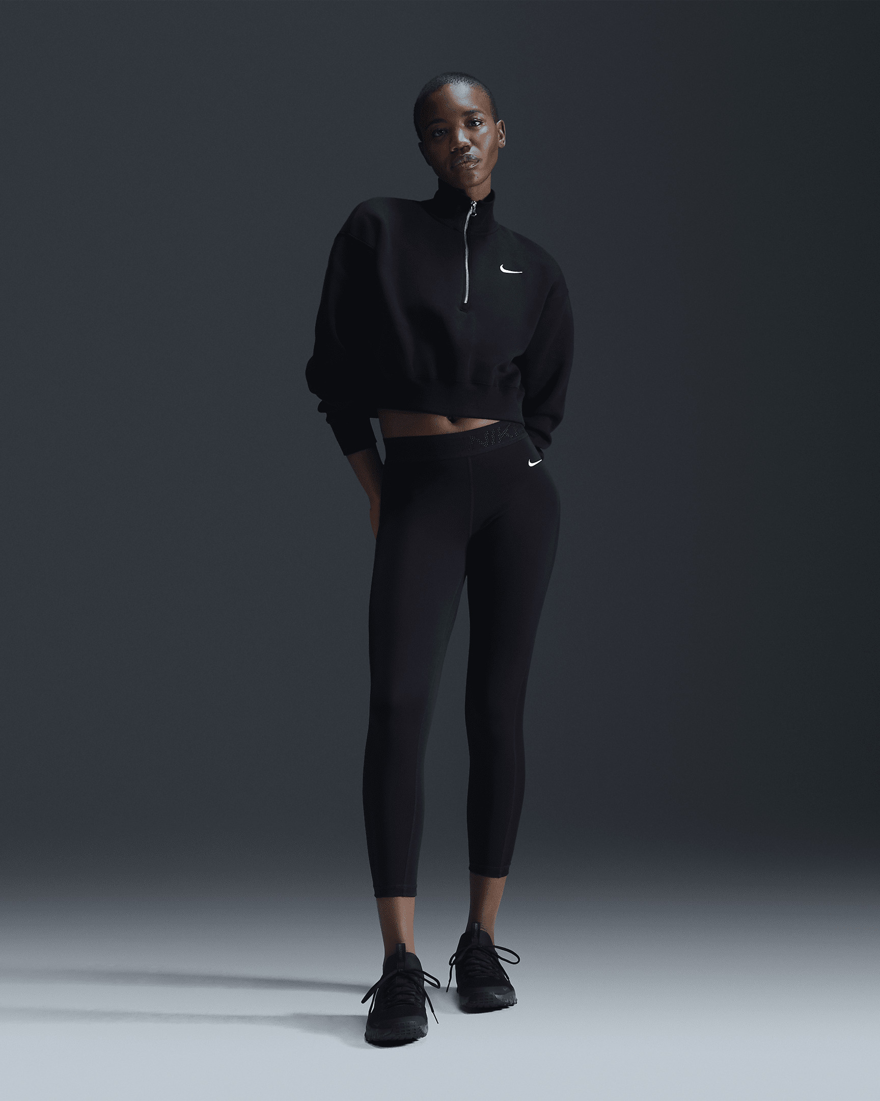 Nike Sportswear Phoenix Fleece Women's 1/2-Zip Cropped Sweatshirt - 4