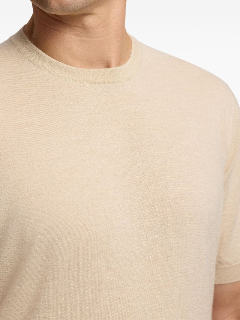 short-sleeve T-shirt 6