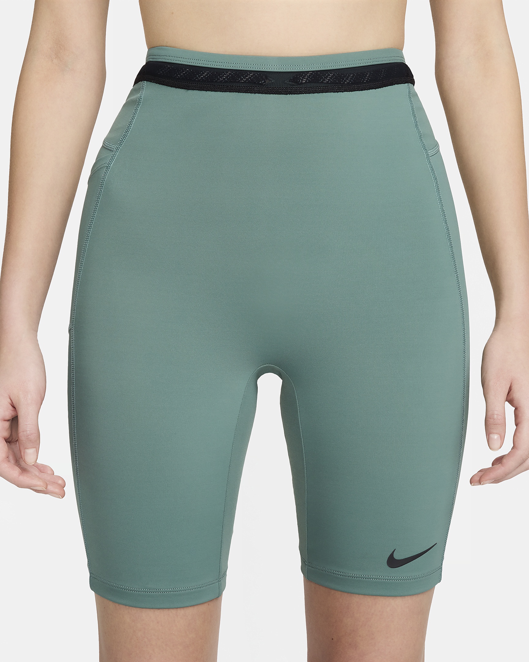 Nike Swim Hydralock Fusion Women's 9" Kick Shorts - 2