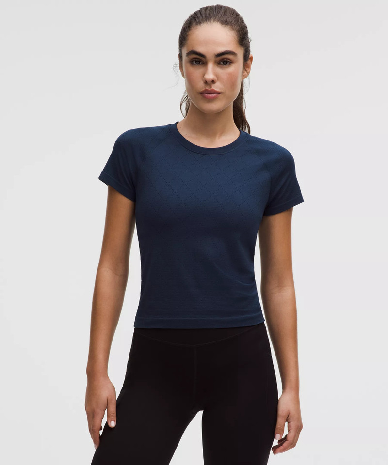 Swiftly Tech Short-Sleeve Shirt 2.0 *Waist Length 1
