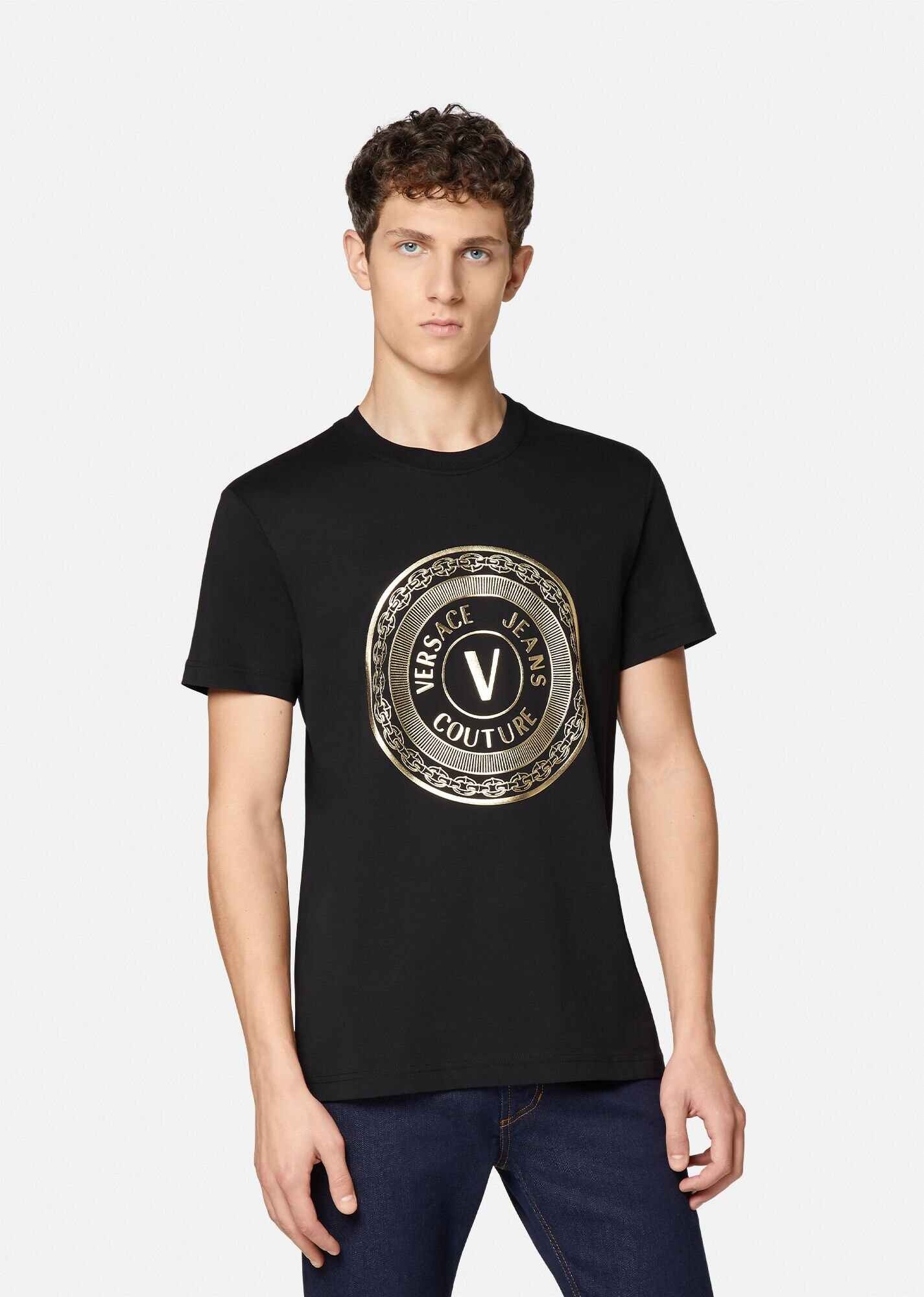 V-Emblem Embroidered T-Shirt - 2