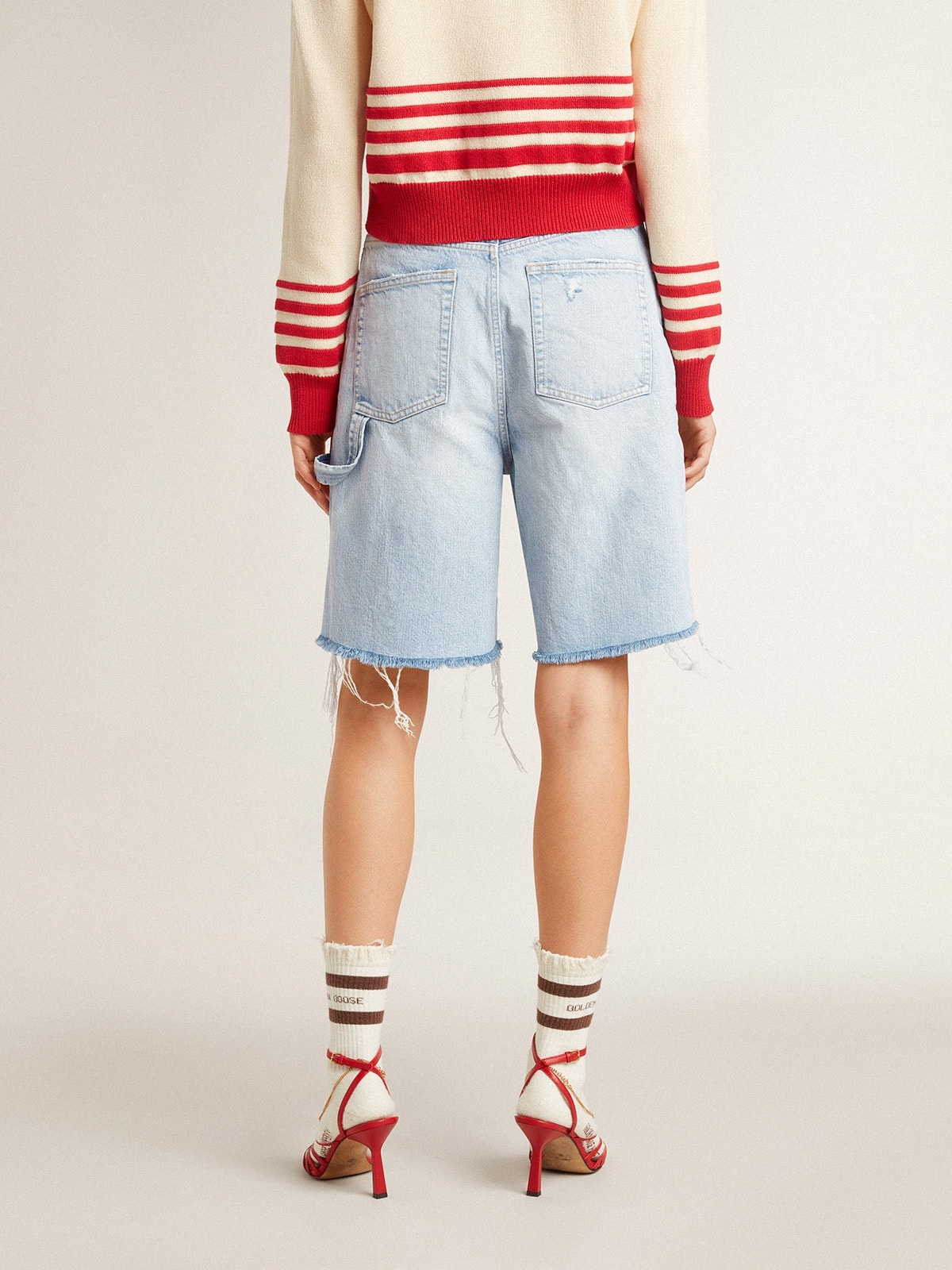Women's Bermuda shorts in lived-in effect denim - 5