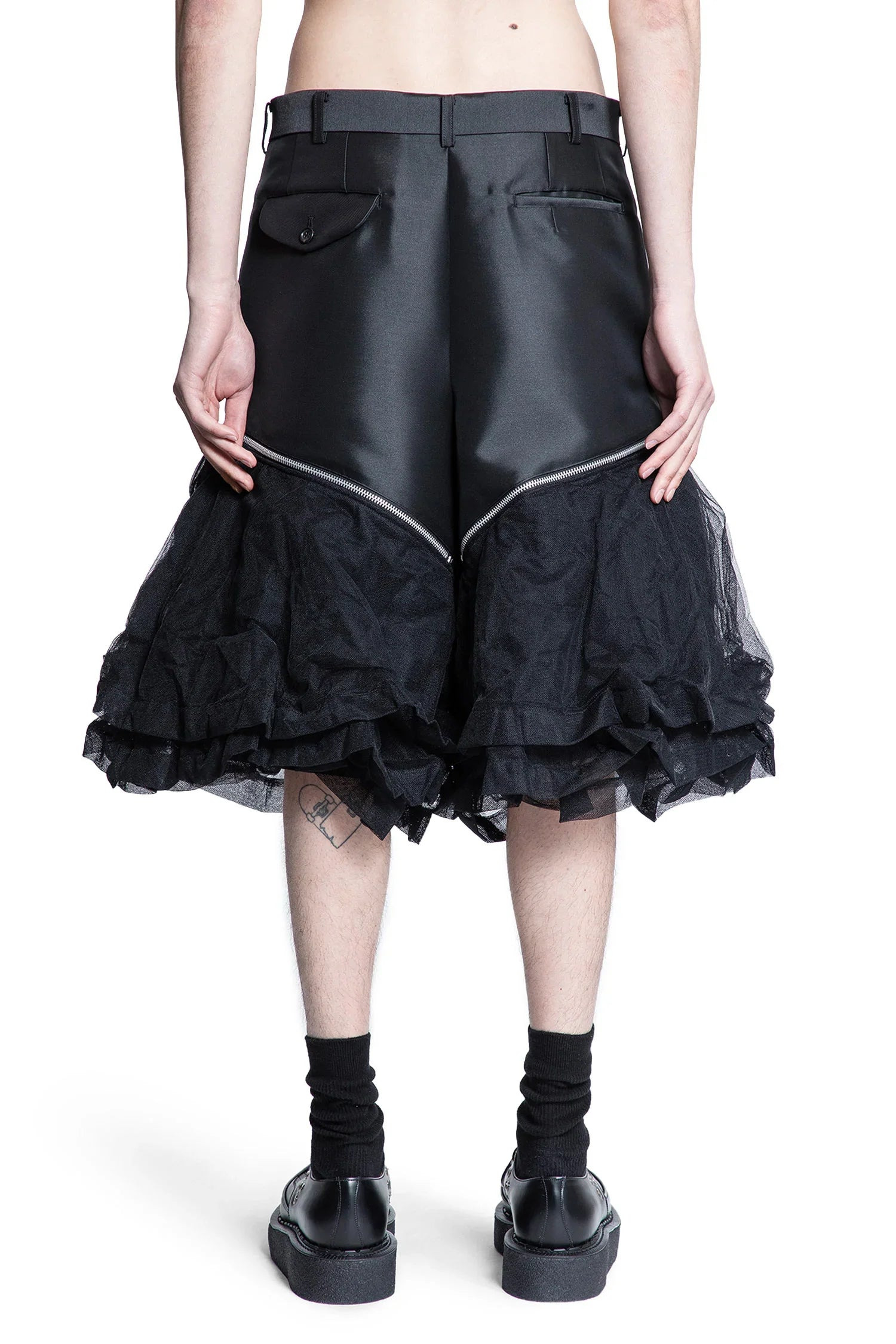 Satin-And-Crinkled-Tulle-Shorts - 3