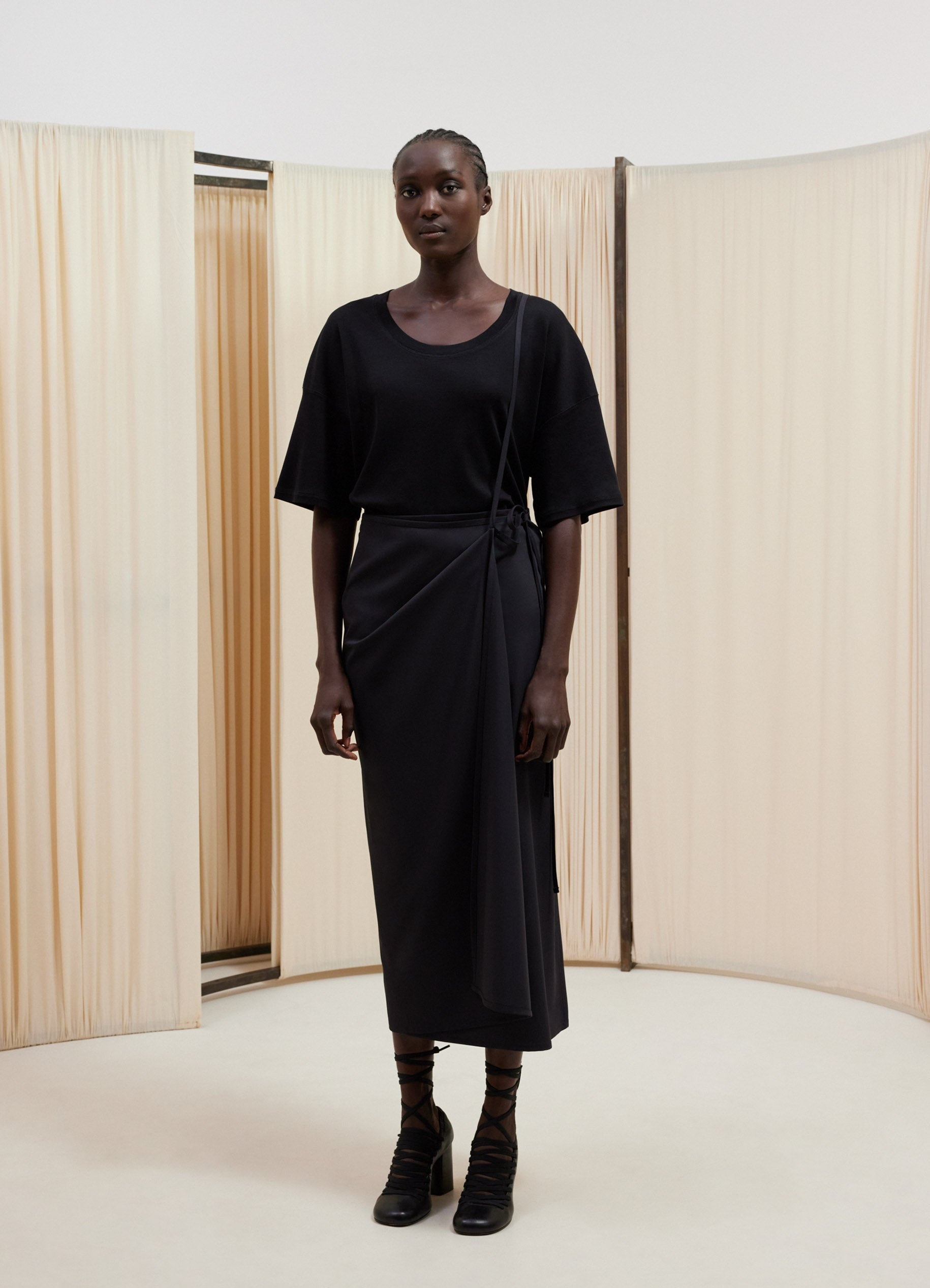 LIGHT TAILORED SKIRT - 2