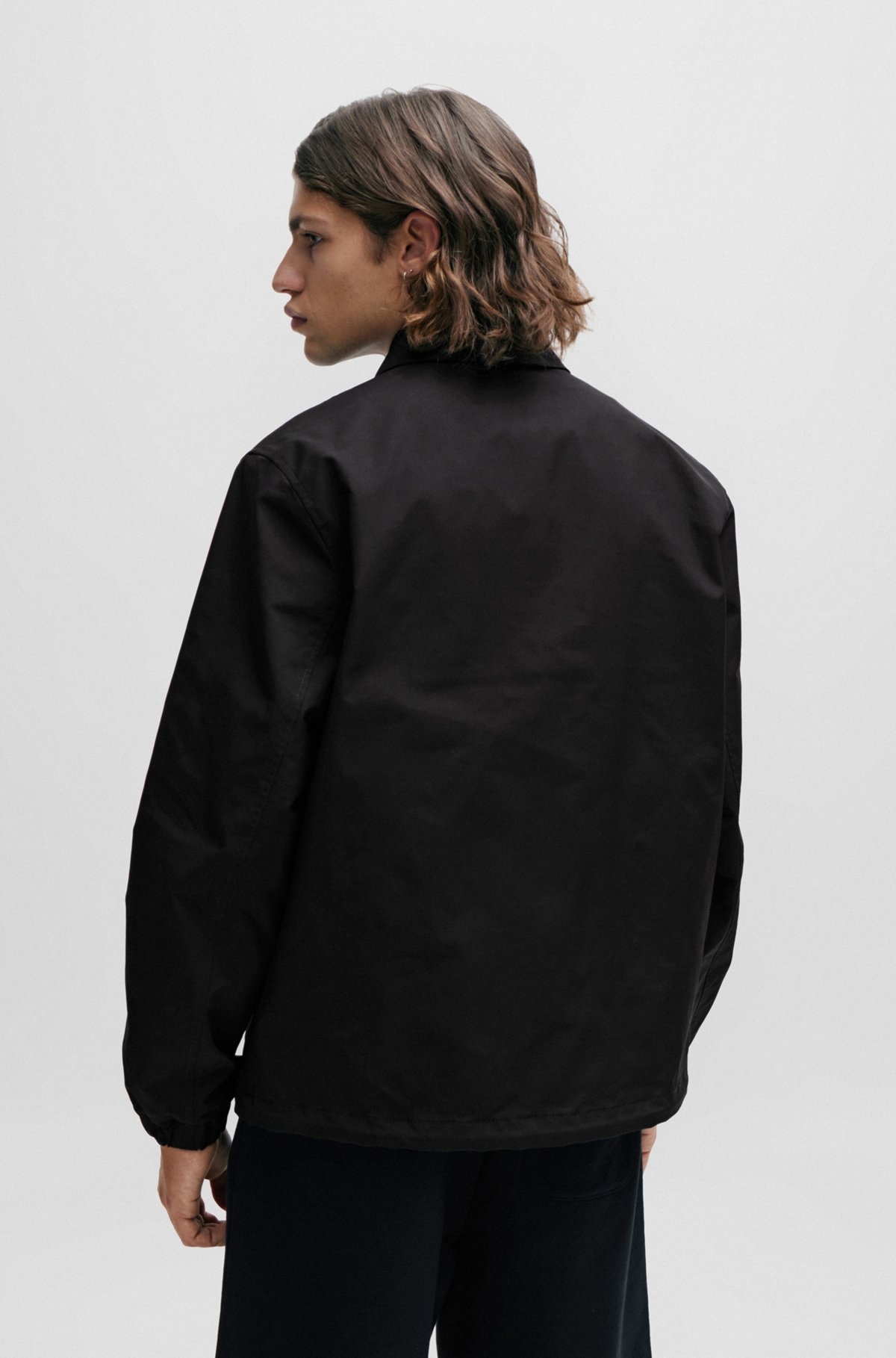 WATER-REPELLENT COACH JACKET WITH LOGO BADGE - 4