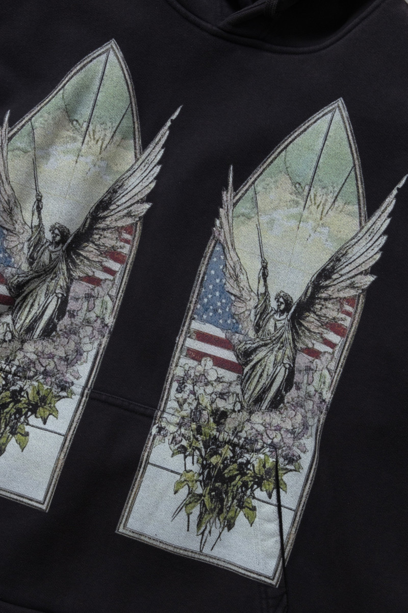 WHO DECIDES WAR DEMO HOODED PULLOVER outlook