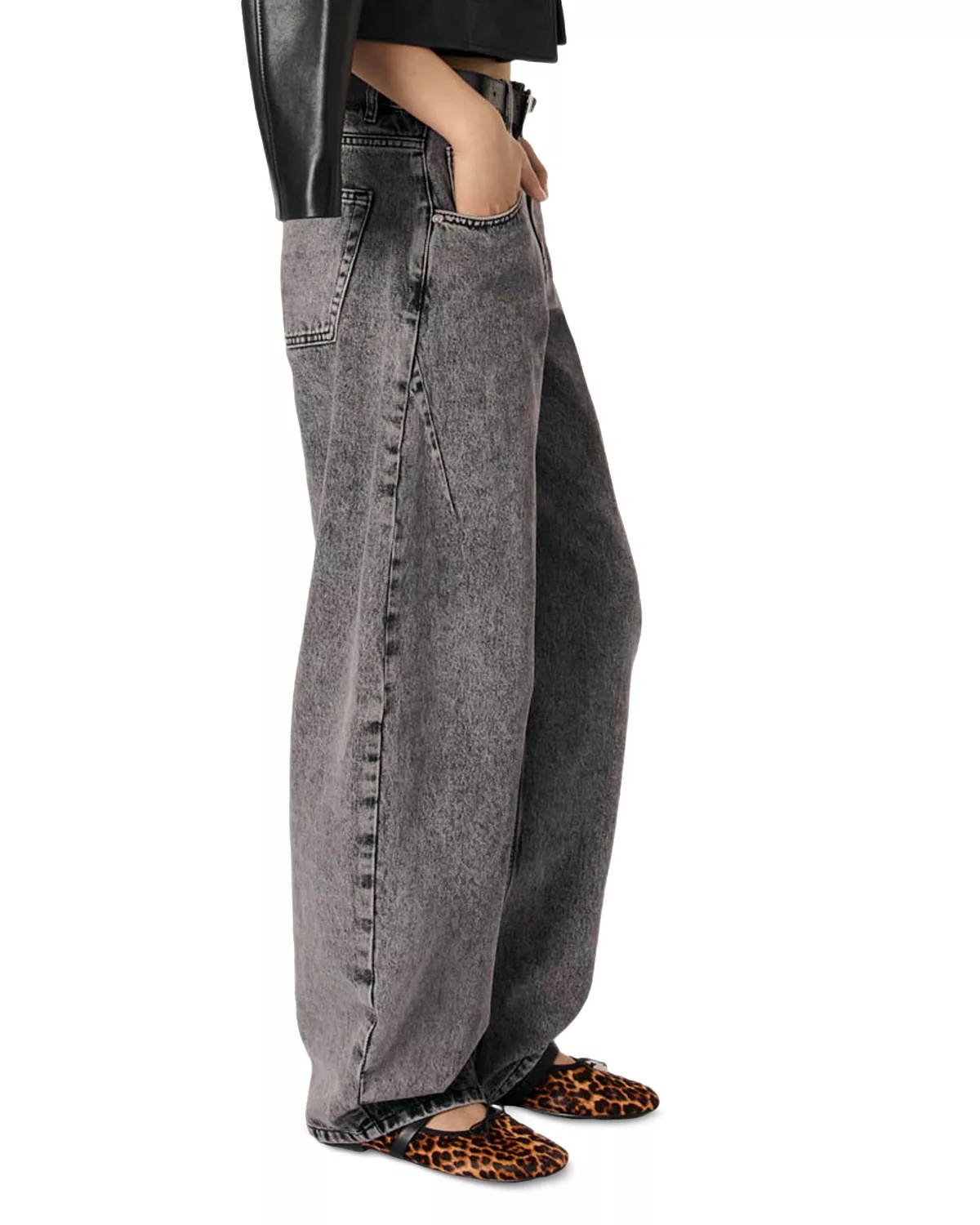 High Rise Balloon Leg Jeans in Grey - 4