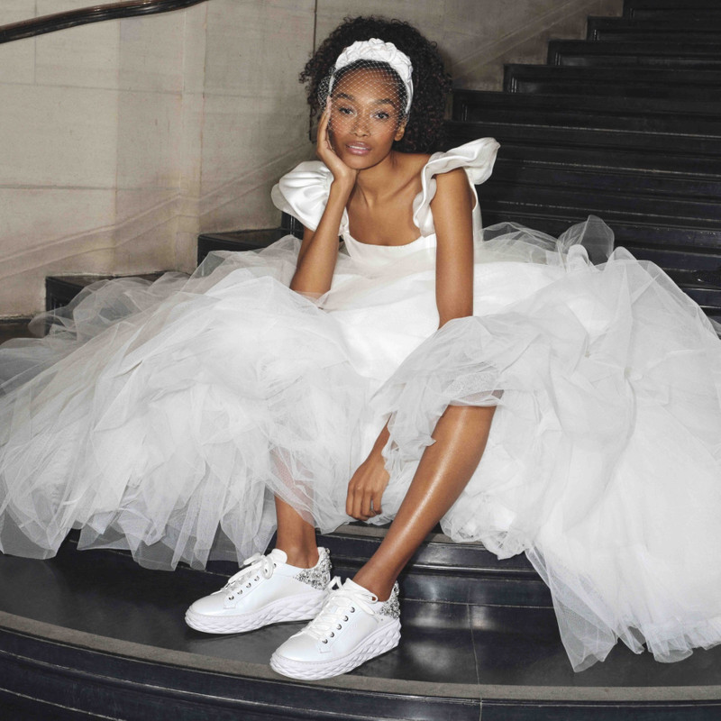 Diamond Maxi/f Ii
White and Silver Nappa Leather Trainers with Crystals 8