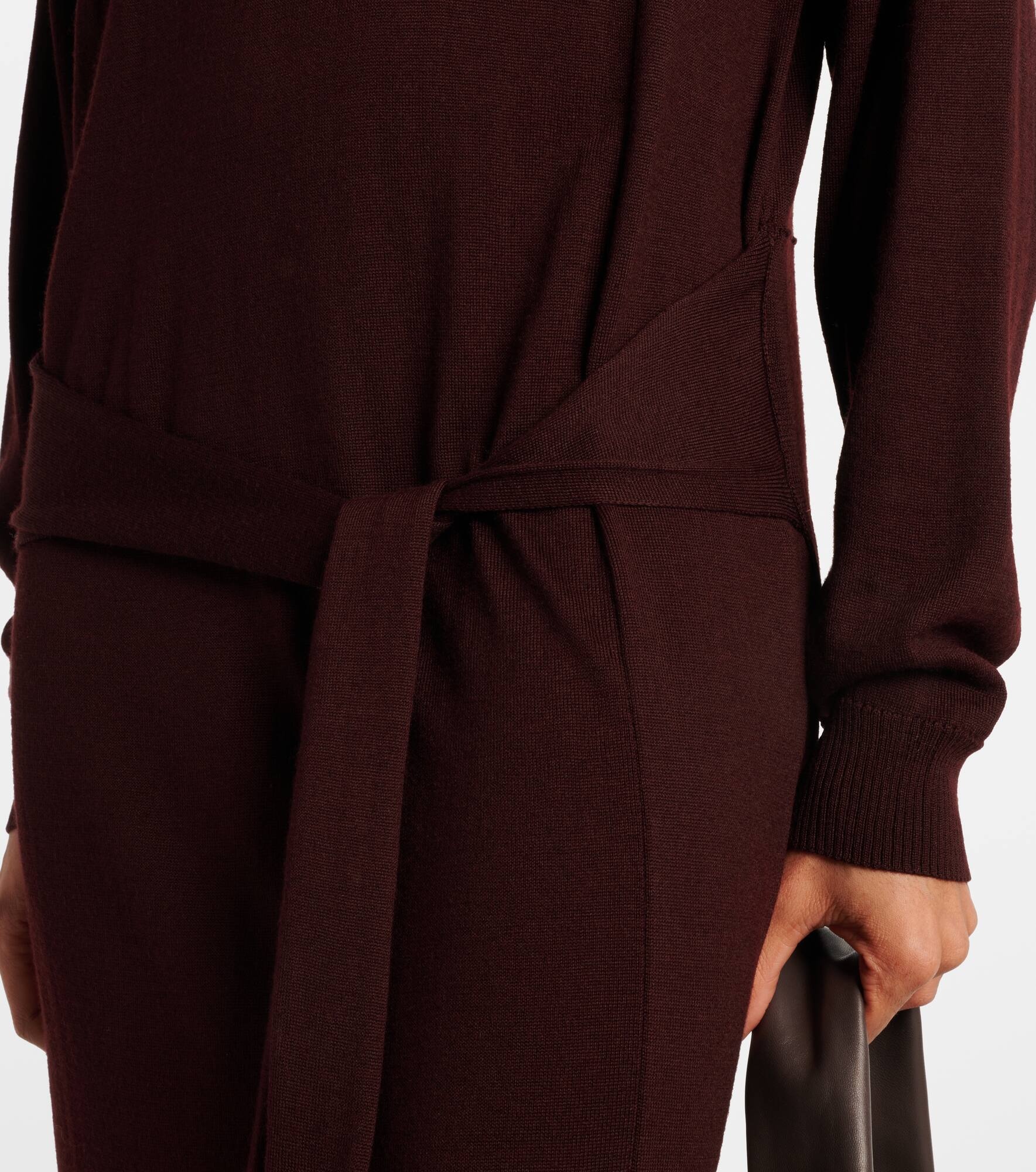 Belted sweater dress - 5