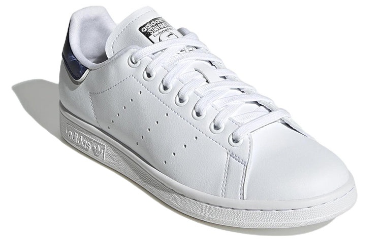 adidas gazelle silver green womens White / 3C