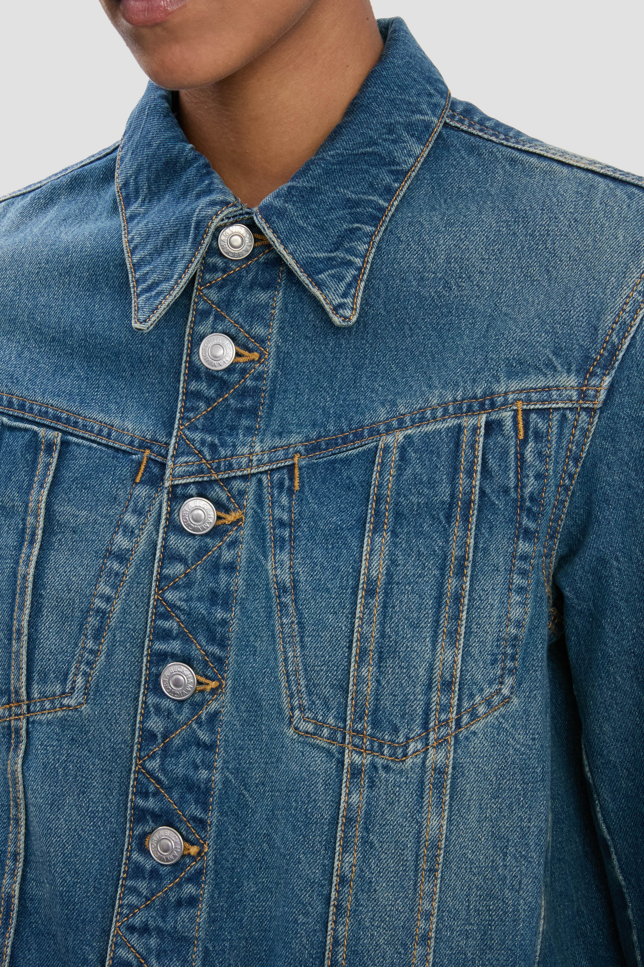 Denim Jacket In Mid Blue Wash - 3