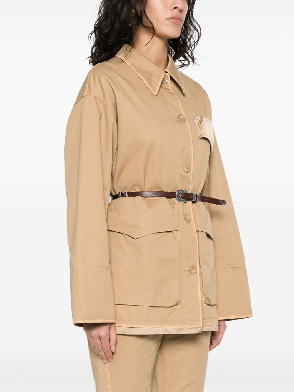 【Dorothee Schumacher】 Perfect Matchベルトコットンジャケッ Perfect Match belted cotton jacket in beige - Dorothee