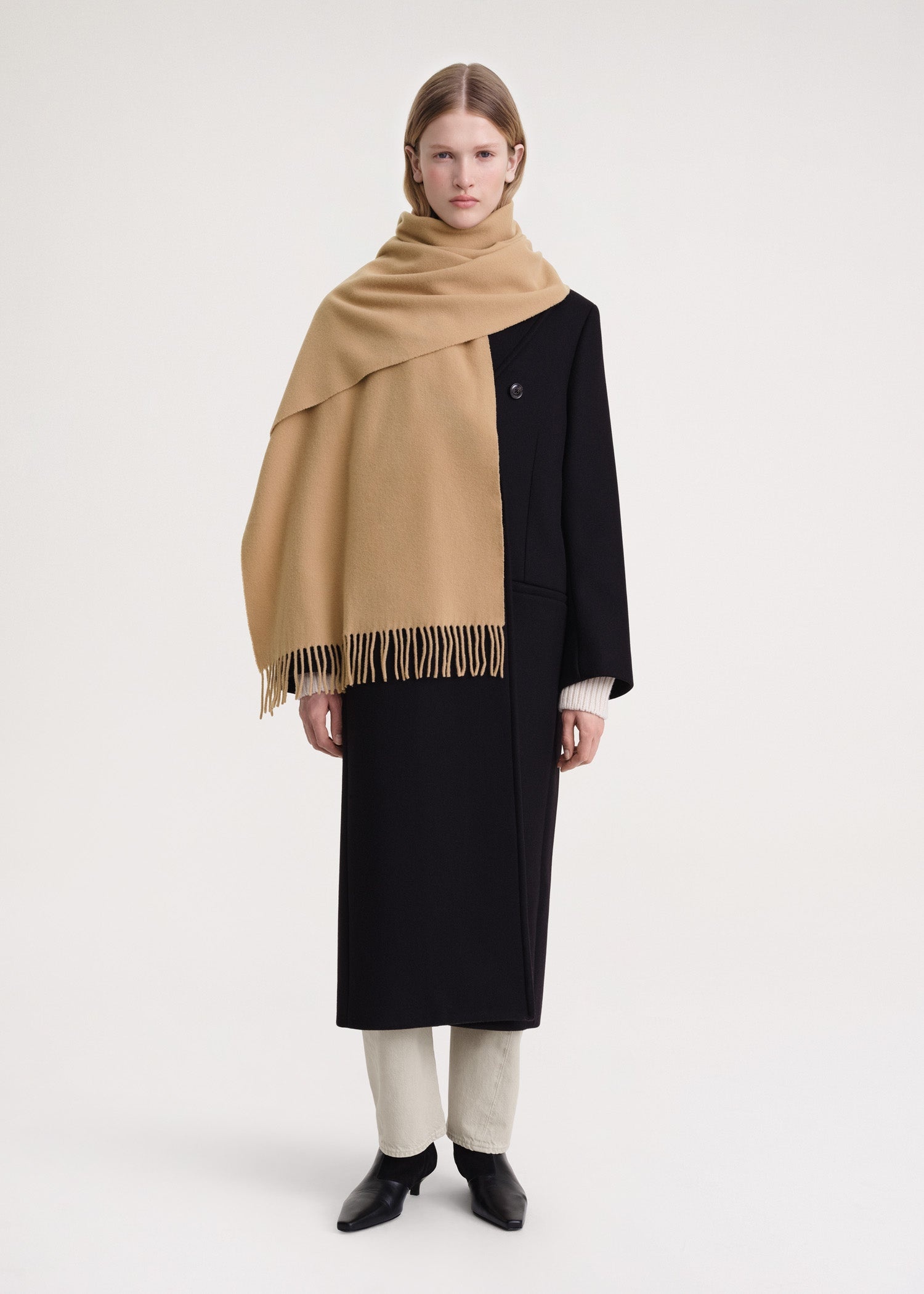 Classic wool scarf camel - 1