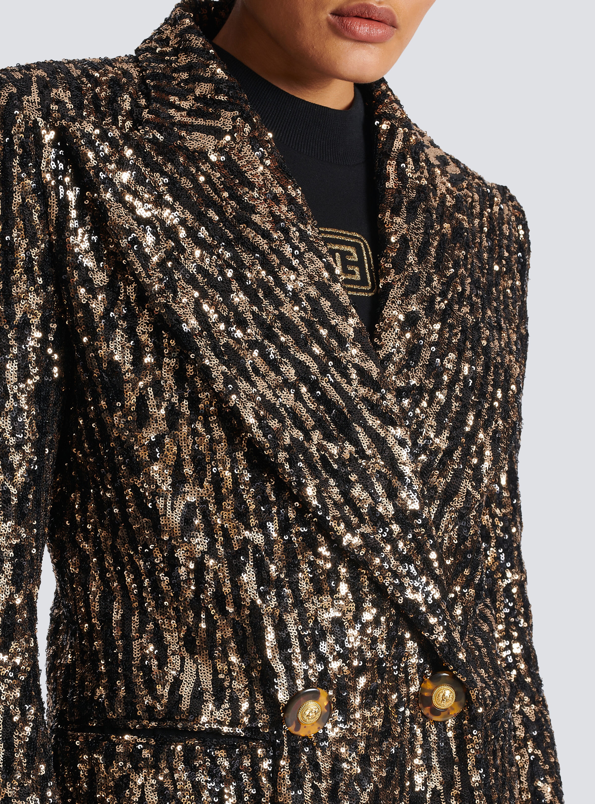 Sequinned jacket - 8