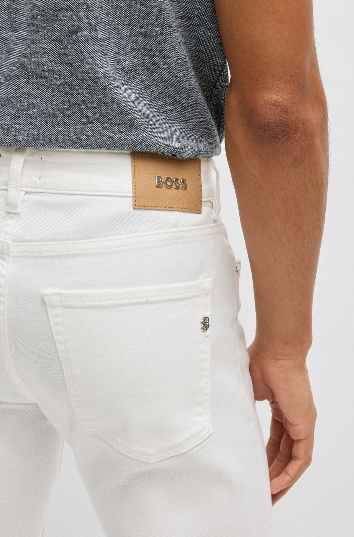 DELAWARE SLIM-FIT JEANS IN WHITE COMFORT-STRETCH DENIM - 5