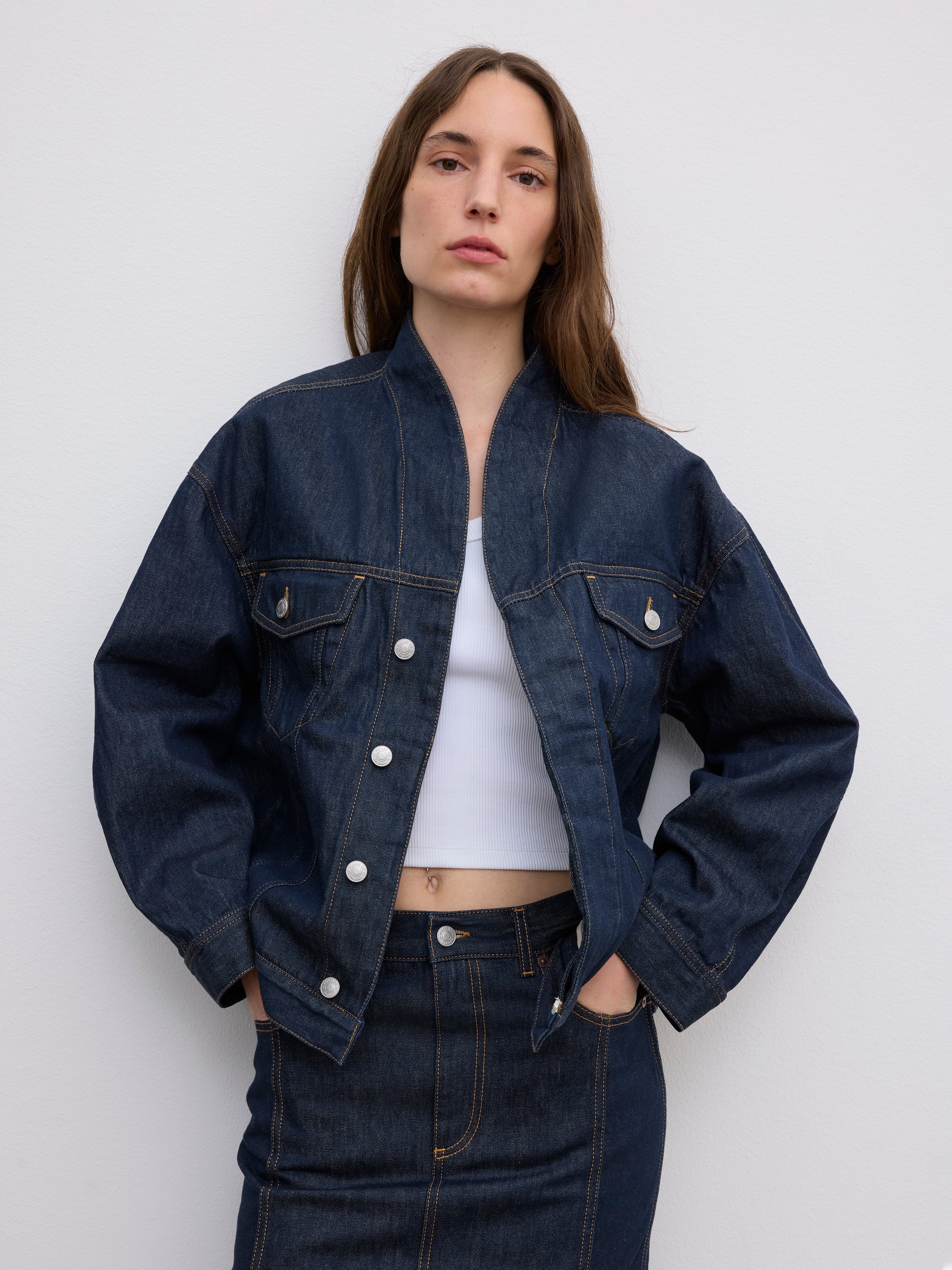 Short denim jacket - 4