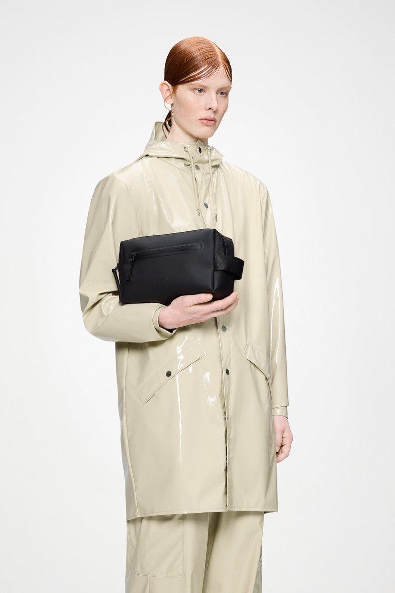 2 Zip Wash Bag 3