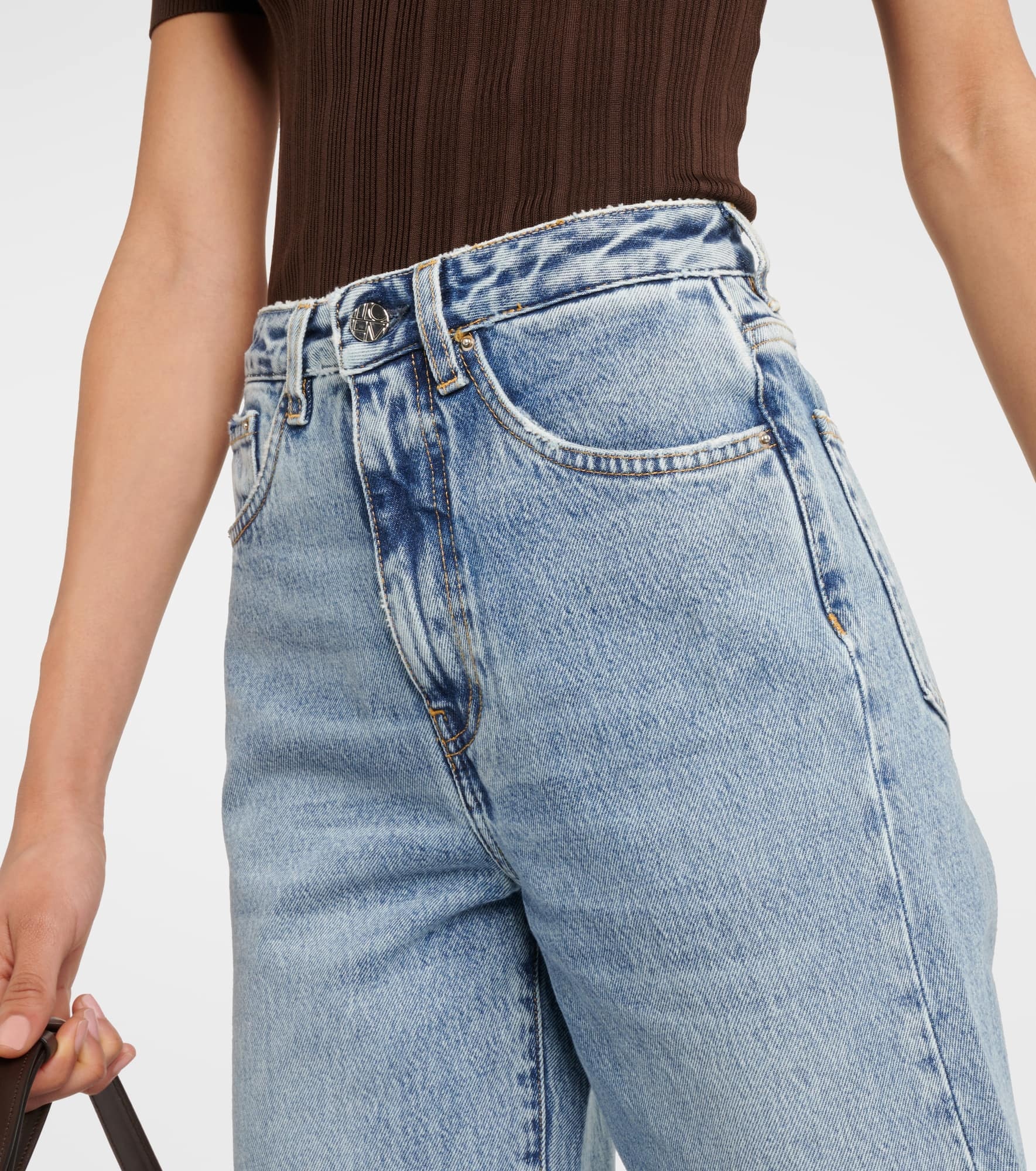 High-rise wide-leg jeans - 4