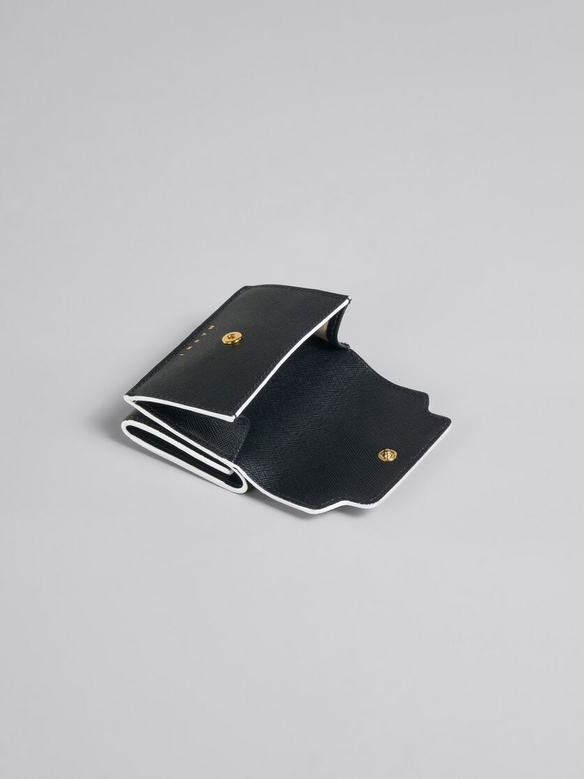 BLACK SAFFIANO LEATHER TRI-FOLD WALLET WITH STUDS - 5