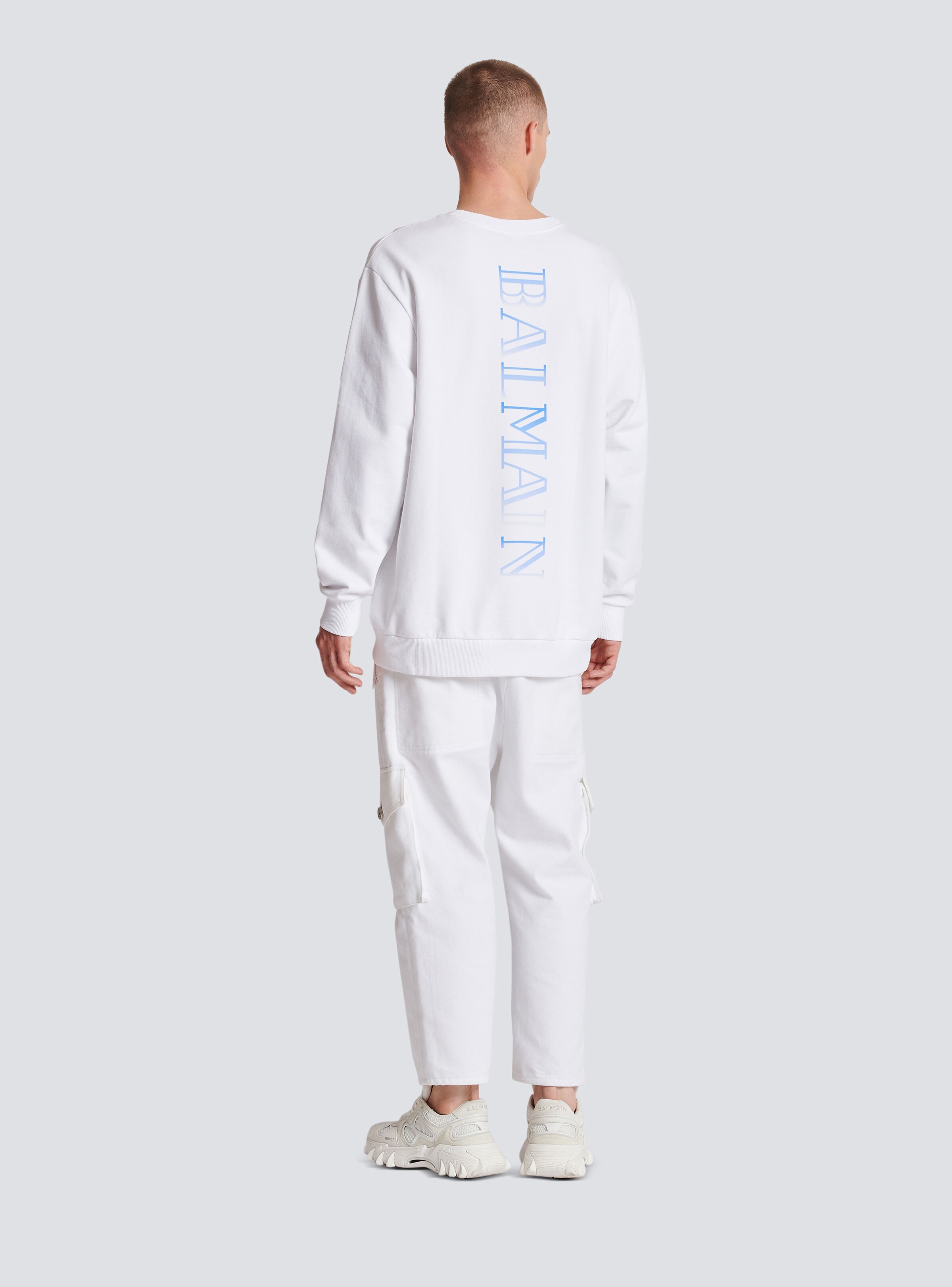Sweatshirt with rubber patch - 4