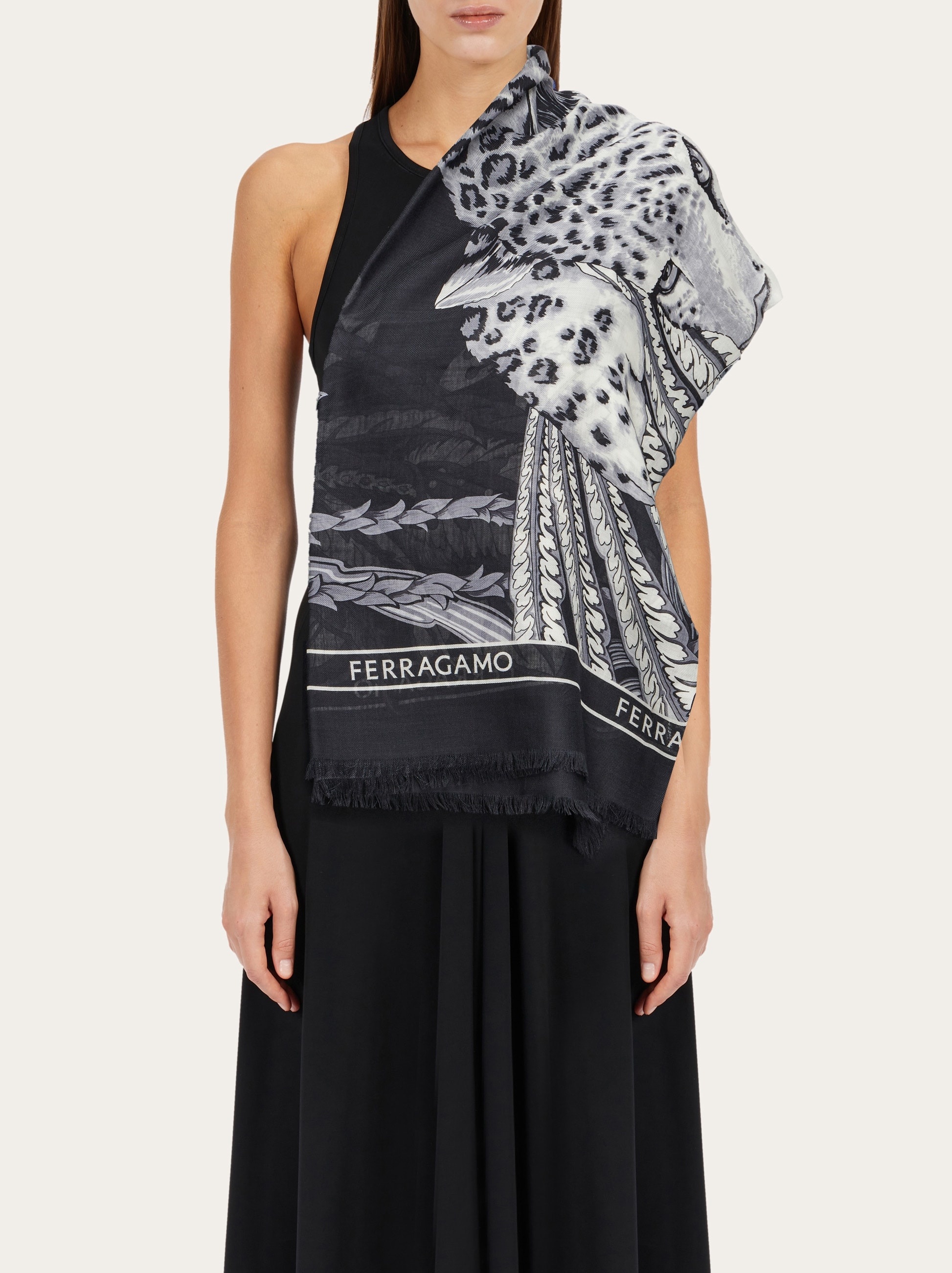Animalier print cashmere shawl - 3