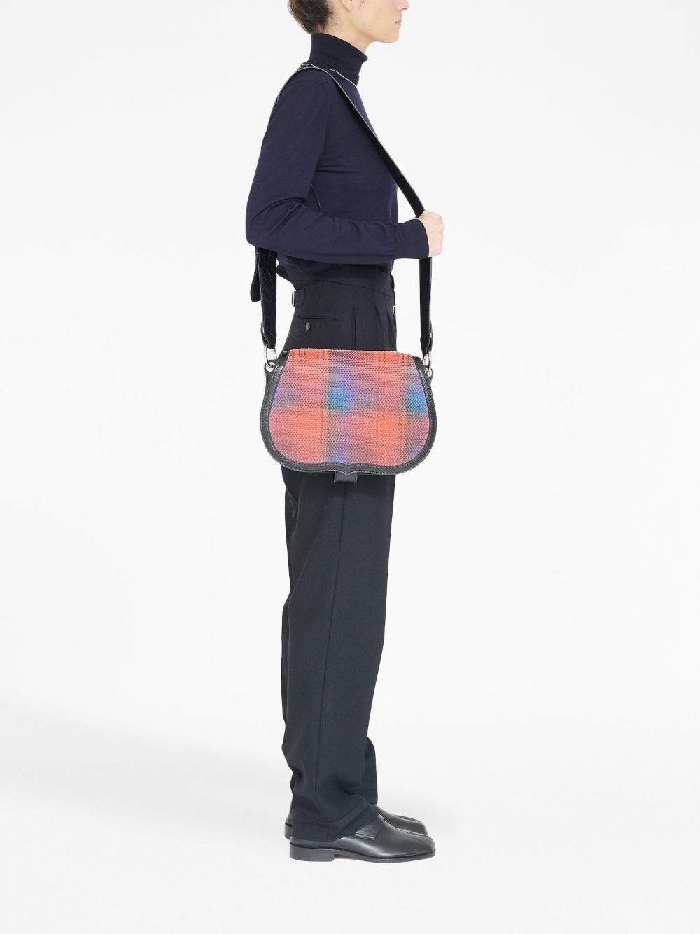 grid-pattern leather shoulder bag - 3