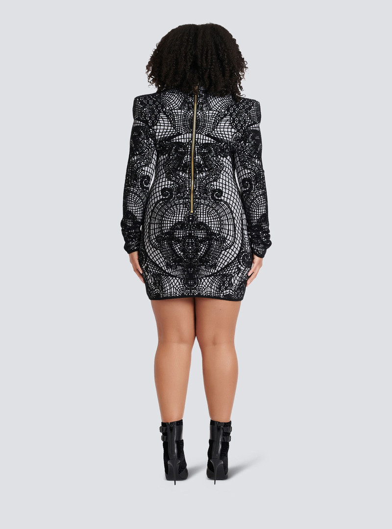 Short velvet dress 10