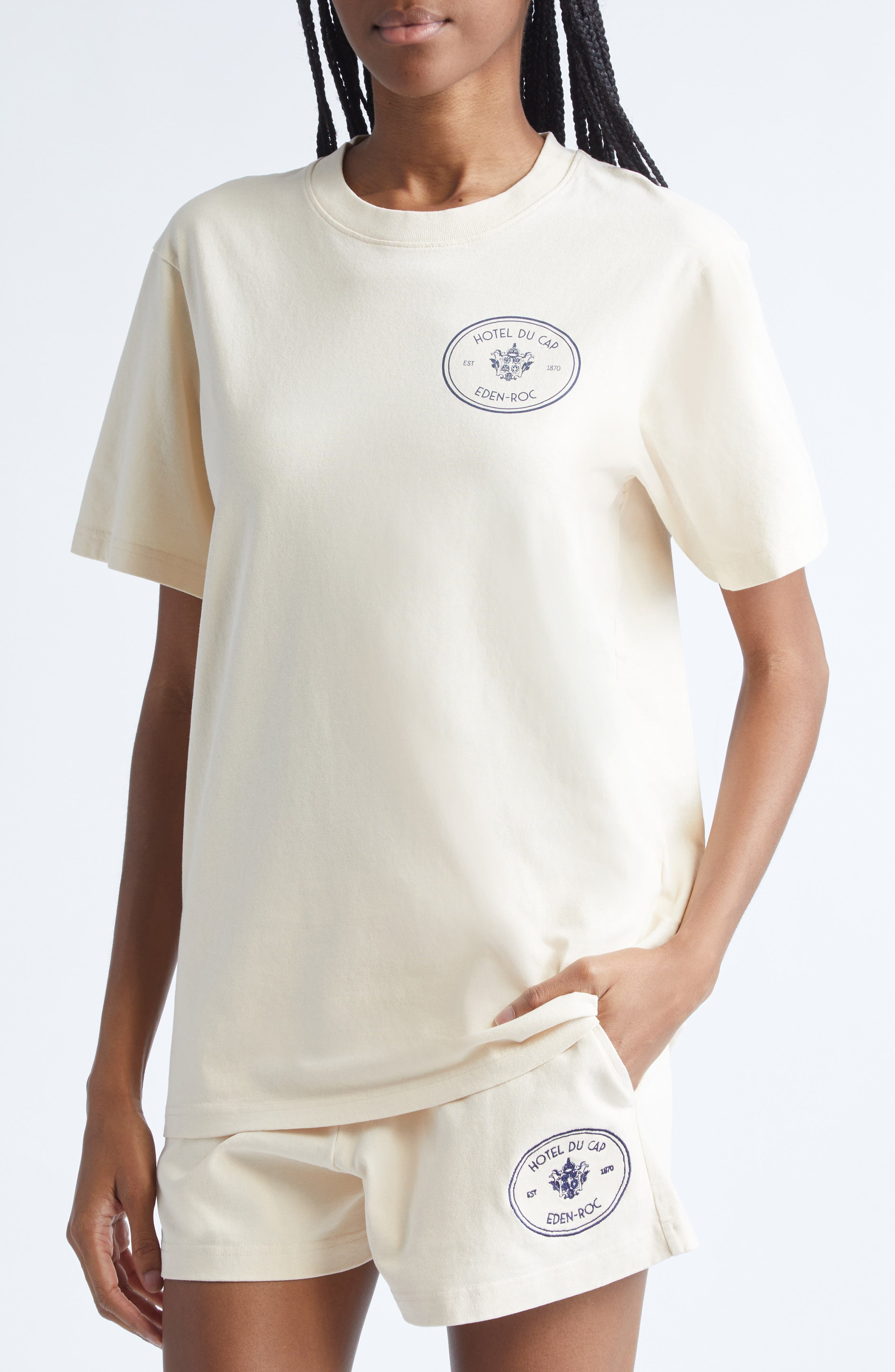 Sporty & Rich Kennedy Crest Cotton Graphic T-Shirt in Cream at Nordstrom - 5