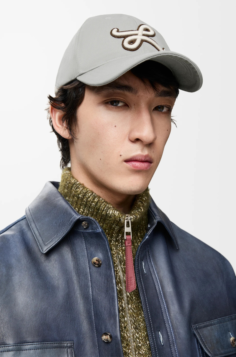 L patch cap in cotton 3