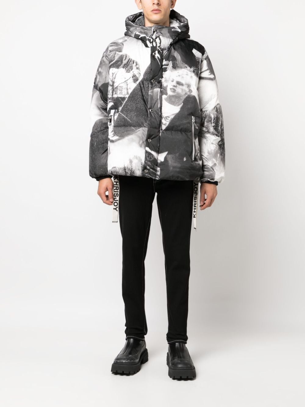 photograph-print padded jacket - 2