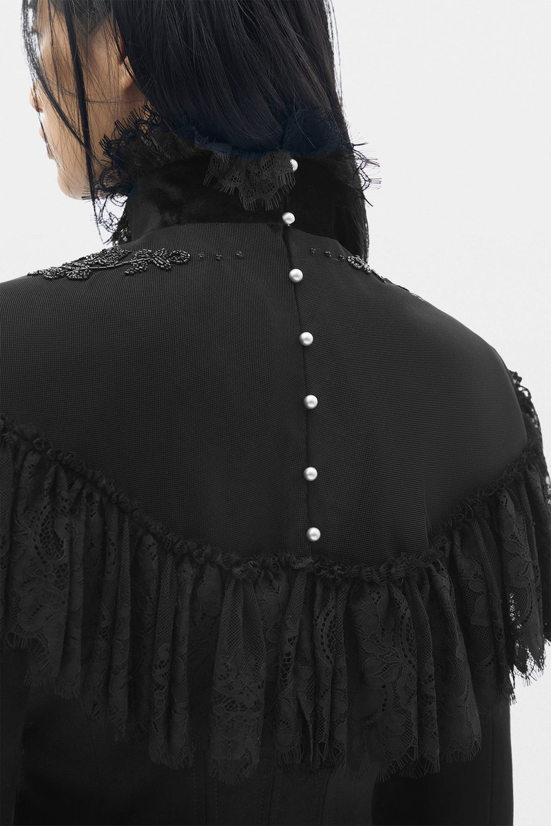 Evalda Cape 6