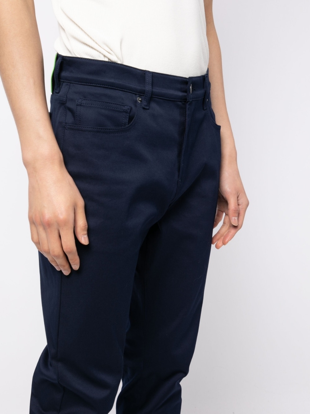 front-fastening straight-leg trousers - 5