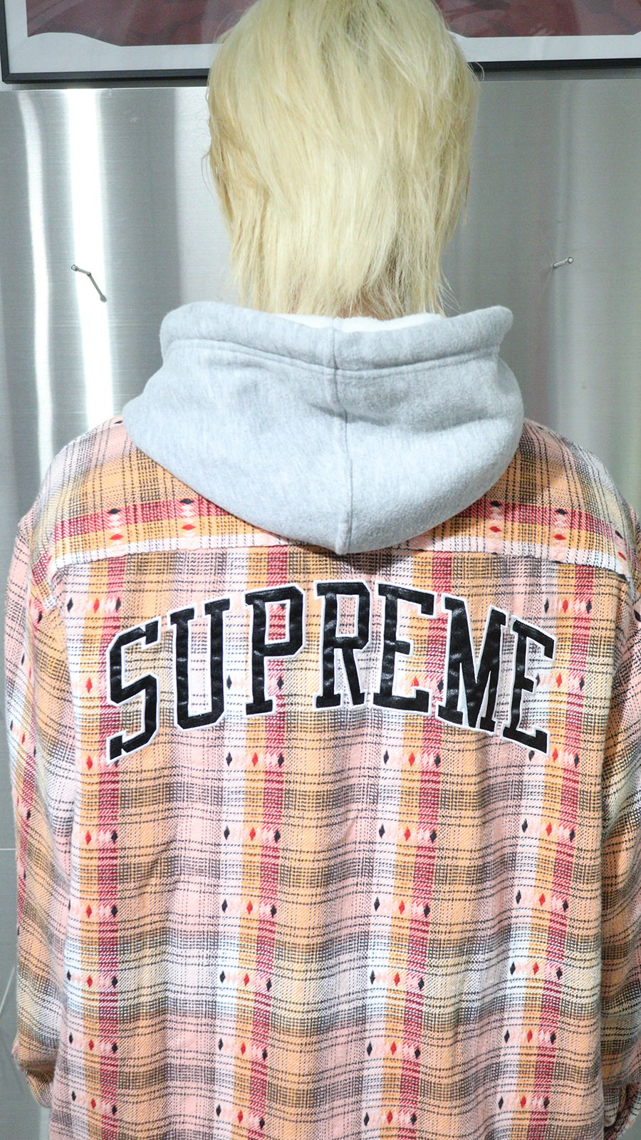 Supreme - 5