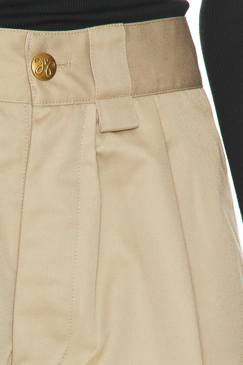 WILLY CHAVARRIA Borracha Short outlook