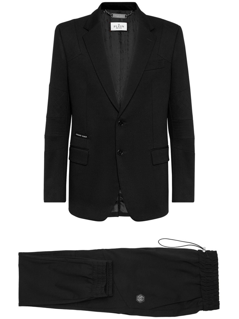 single breasted suit 1