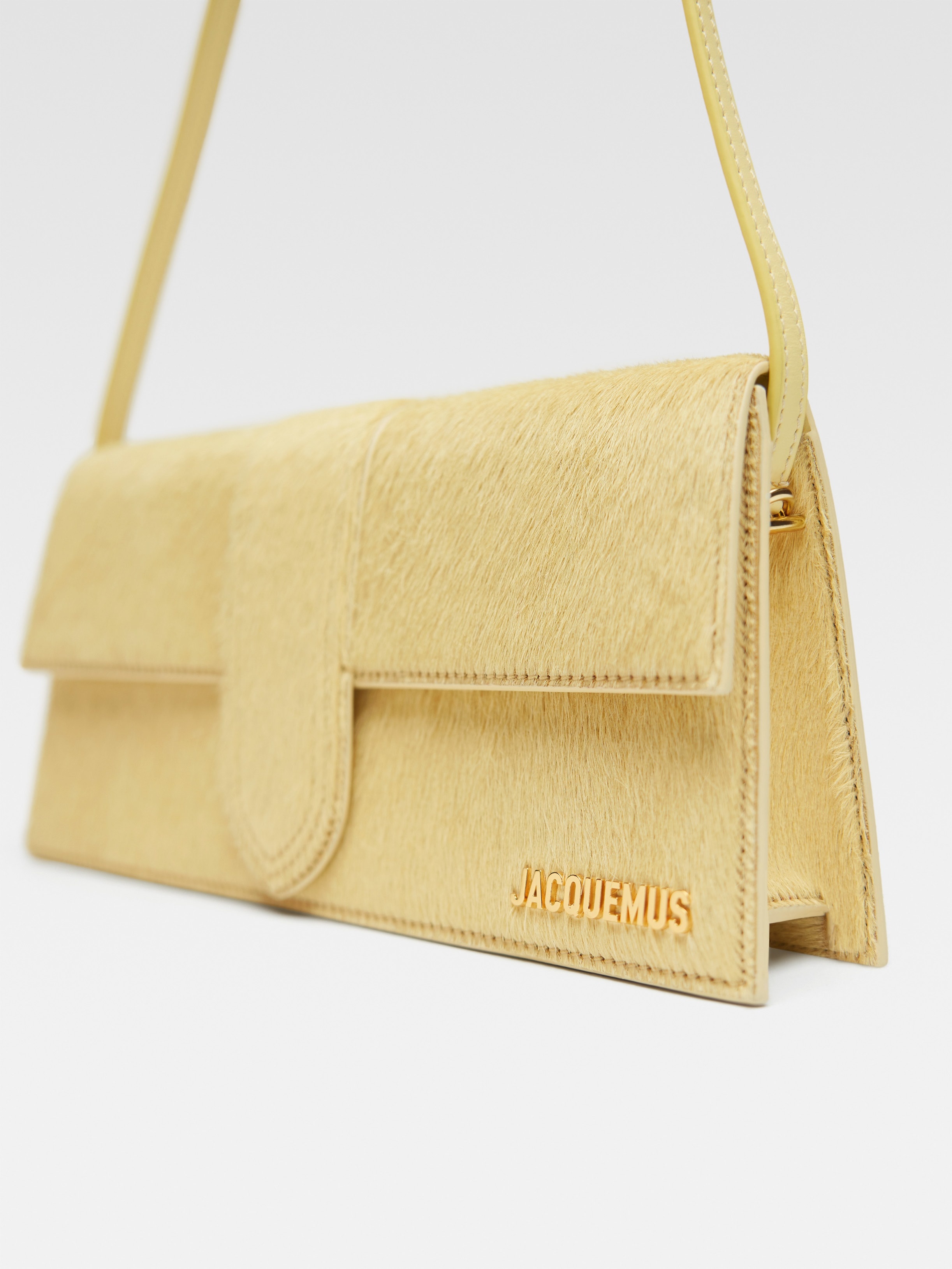 【関税＆送料込み】Jacquemus Le Bambino Long Bag Jacquemus Le Bambino Long Shoulder Bag | Red | FARFETCH
