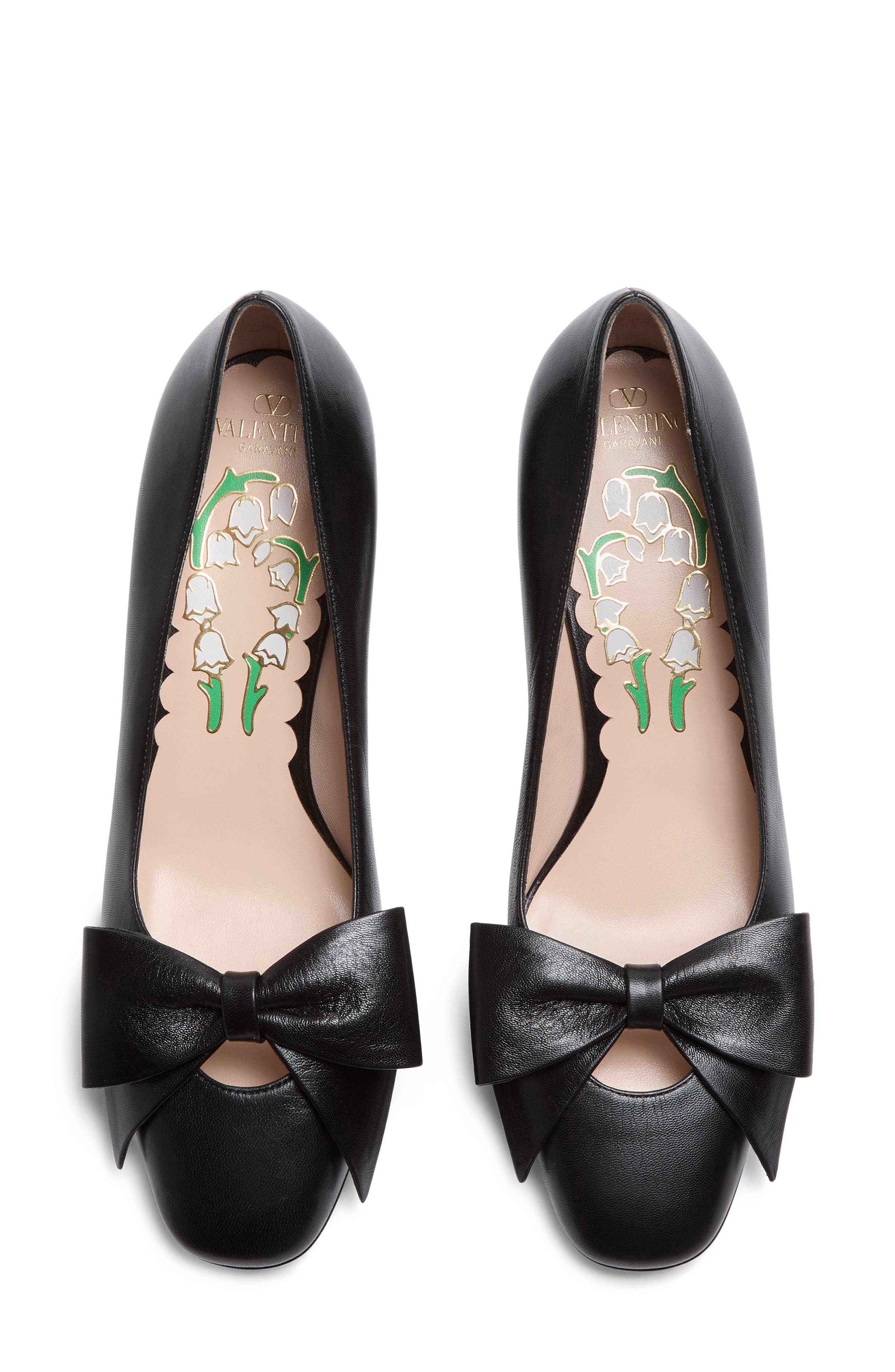 Valentino Garavani Bowow Pump in Black at Nordstrom - 4