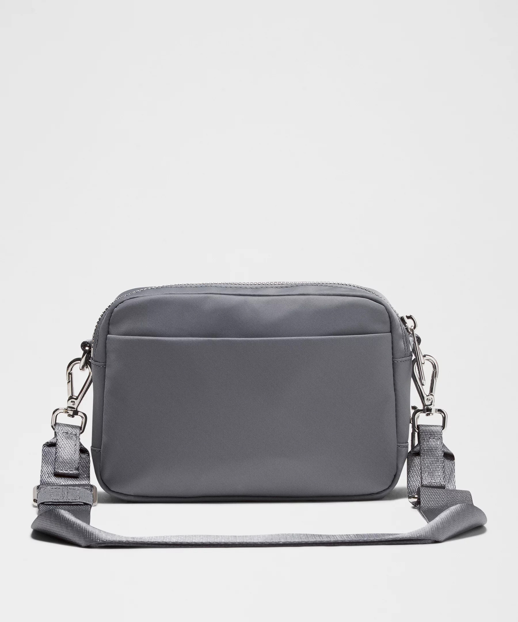 Everywhere Crossbody Bag 2L *Metal Hardware - 3