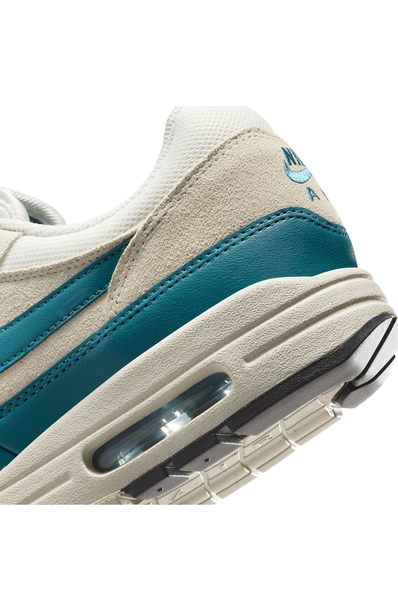 Nike Air Max 1 Essential Sneaker in 011 Sftprl/smk Bl at Nordstrom - 7