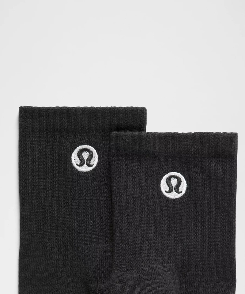 lululemon Unisex Daily Essential Quarter Socks *3 Pack outlook