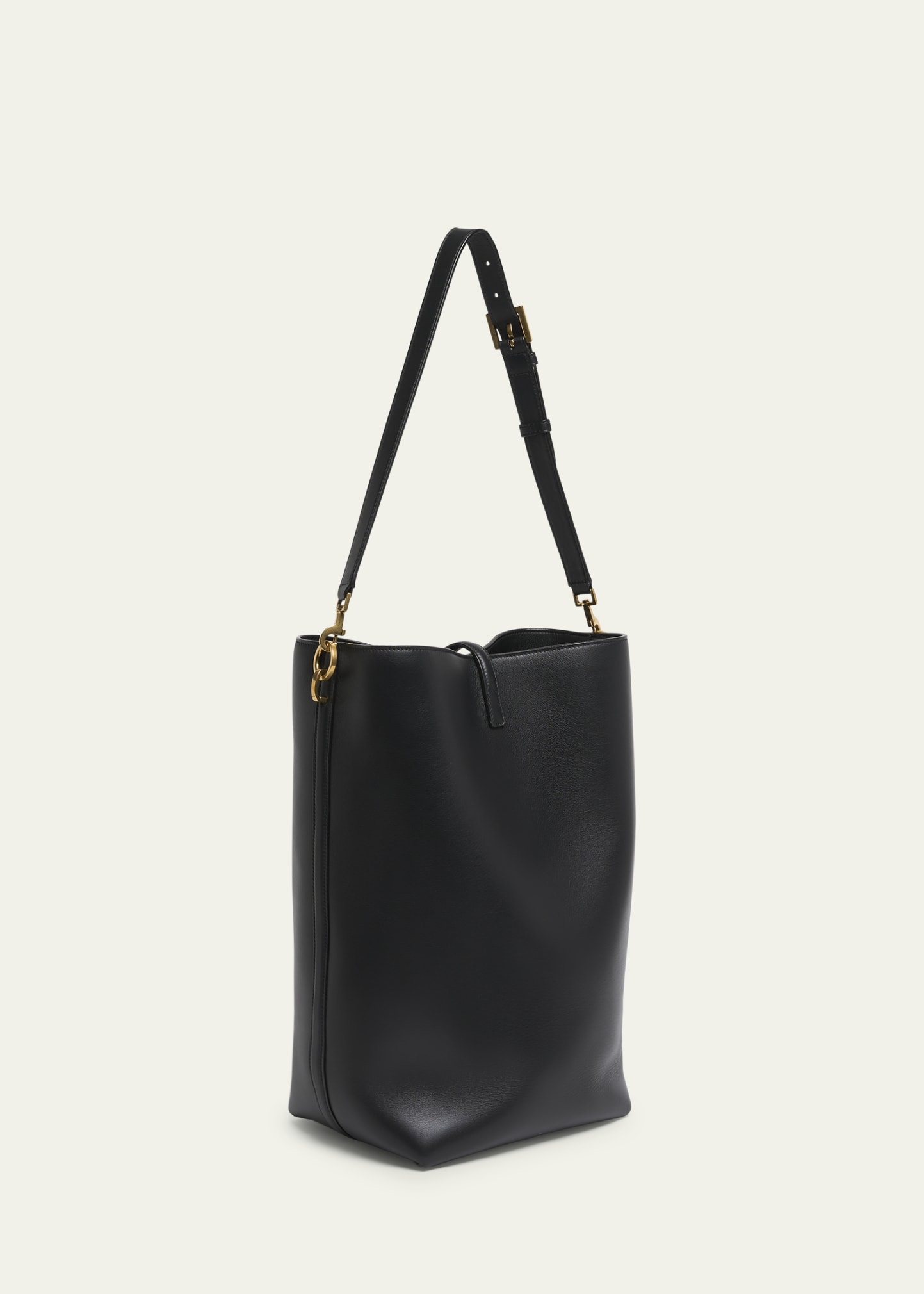 Le 37 YSL Bucket Bag in Calfskin Leather - 3
