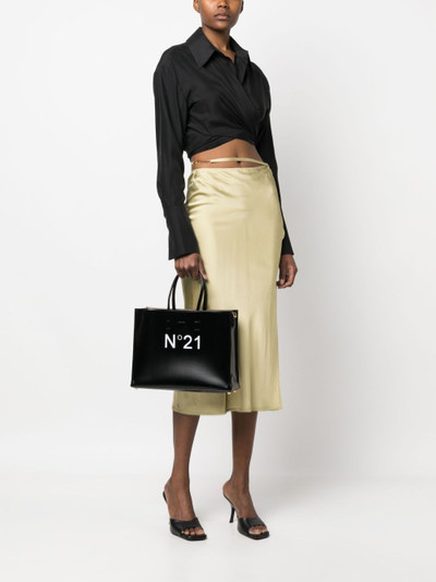 N°21 logo-print leather tote bag outlook