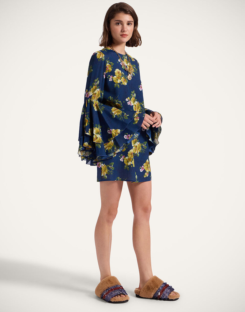 La DoubleJ Friday Dress outlook