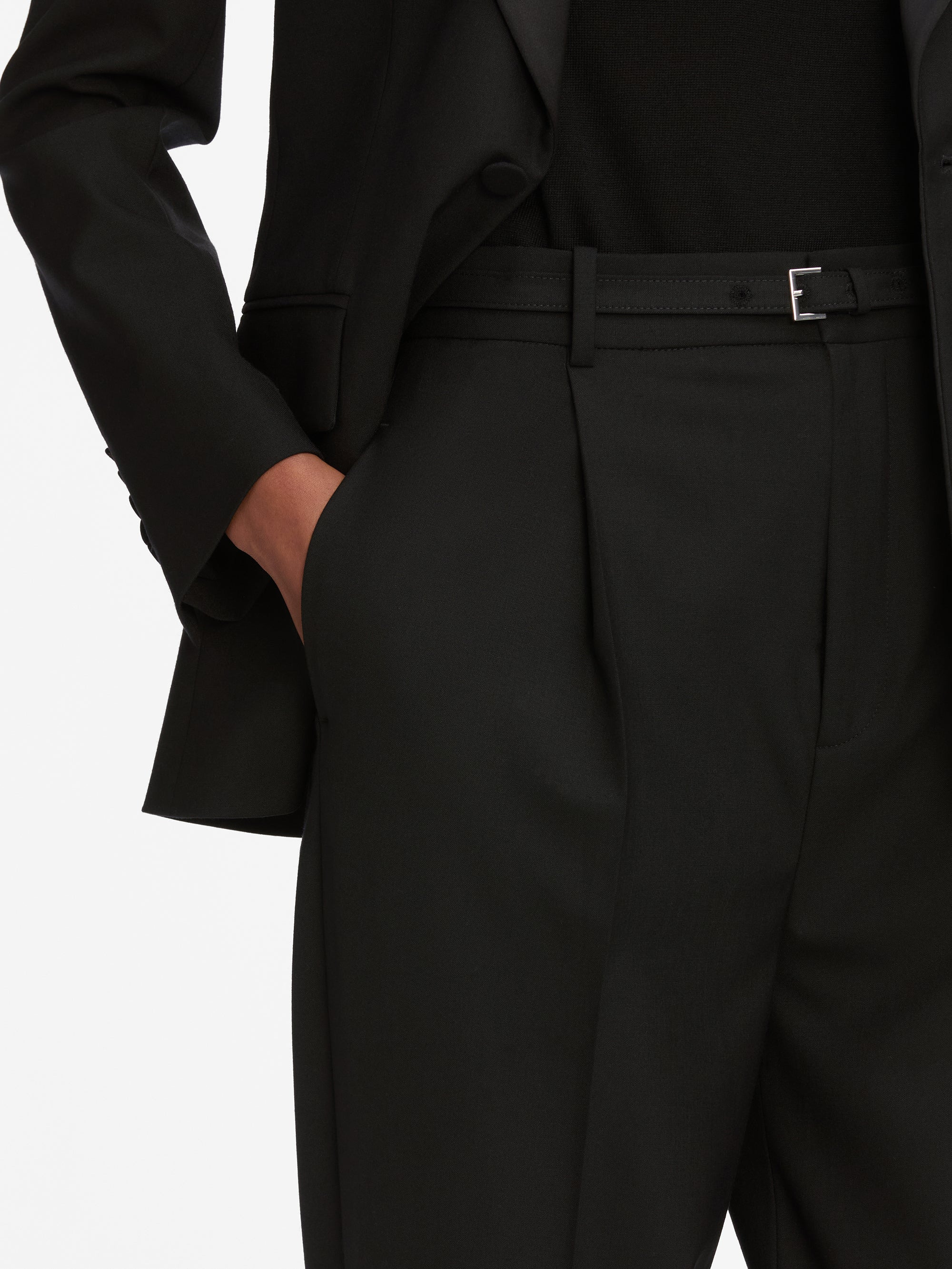 The Cuffed Pleated Trouser in Black - 4