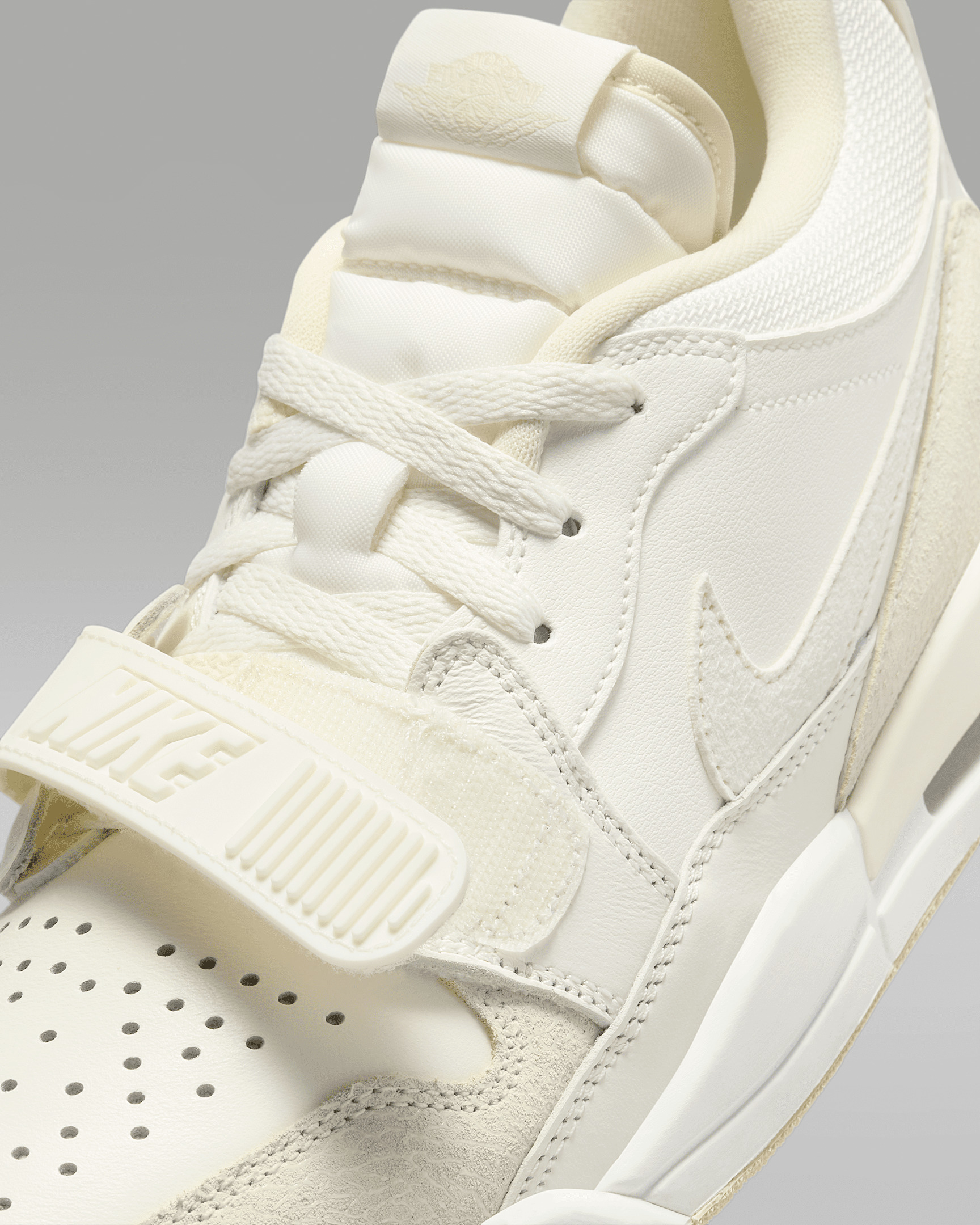 Air Jordan Legacy 312 Low Women's Shoes - 7