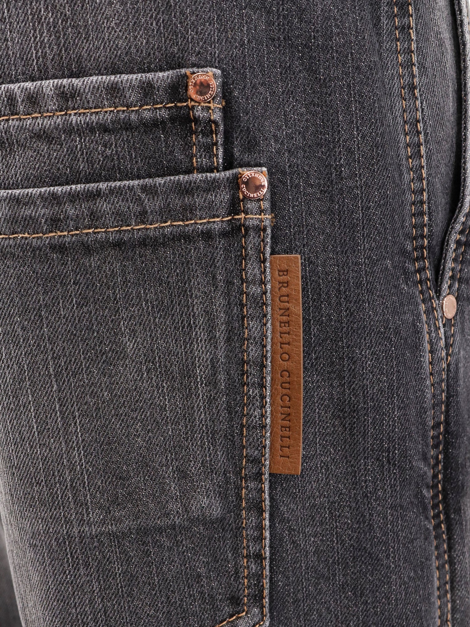 Brunello Cucinelli THE SOFT CURVED JEA-FULL LENGHT