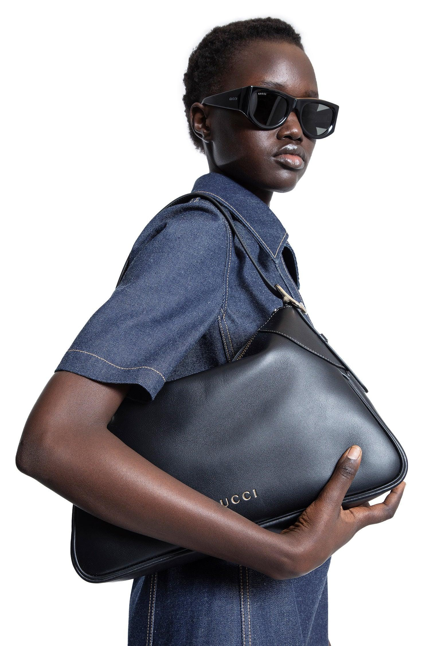 Gg-Emblem-Large-Shoulder-Bag - 5