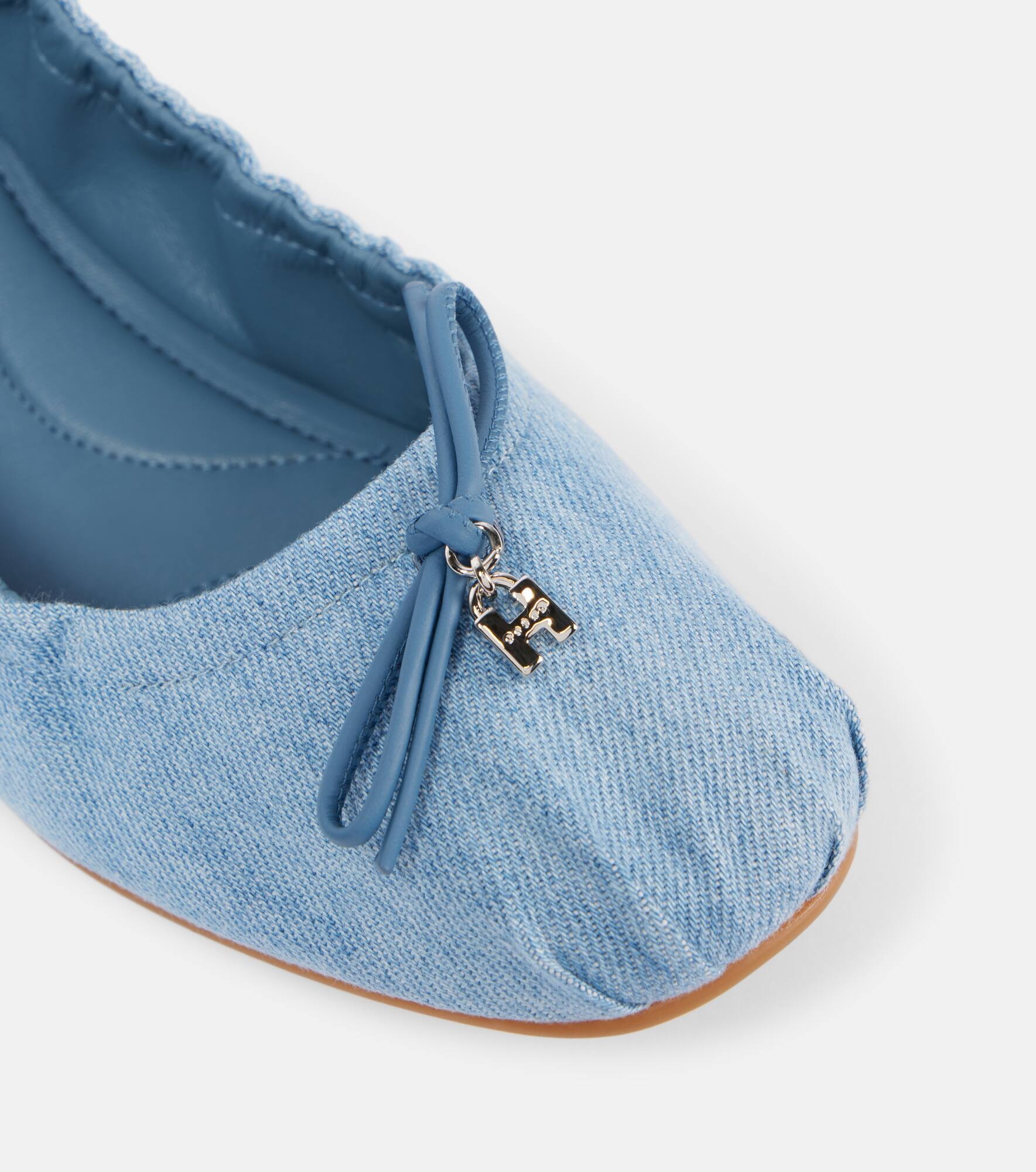 H684 bow-detail denim ballet flats - 5